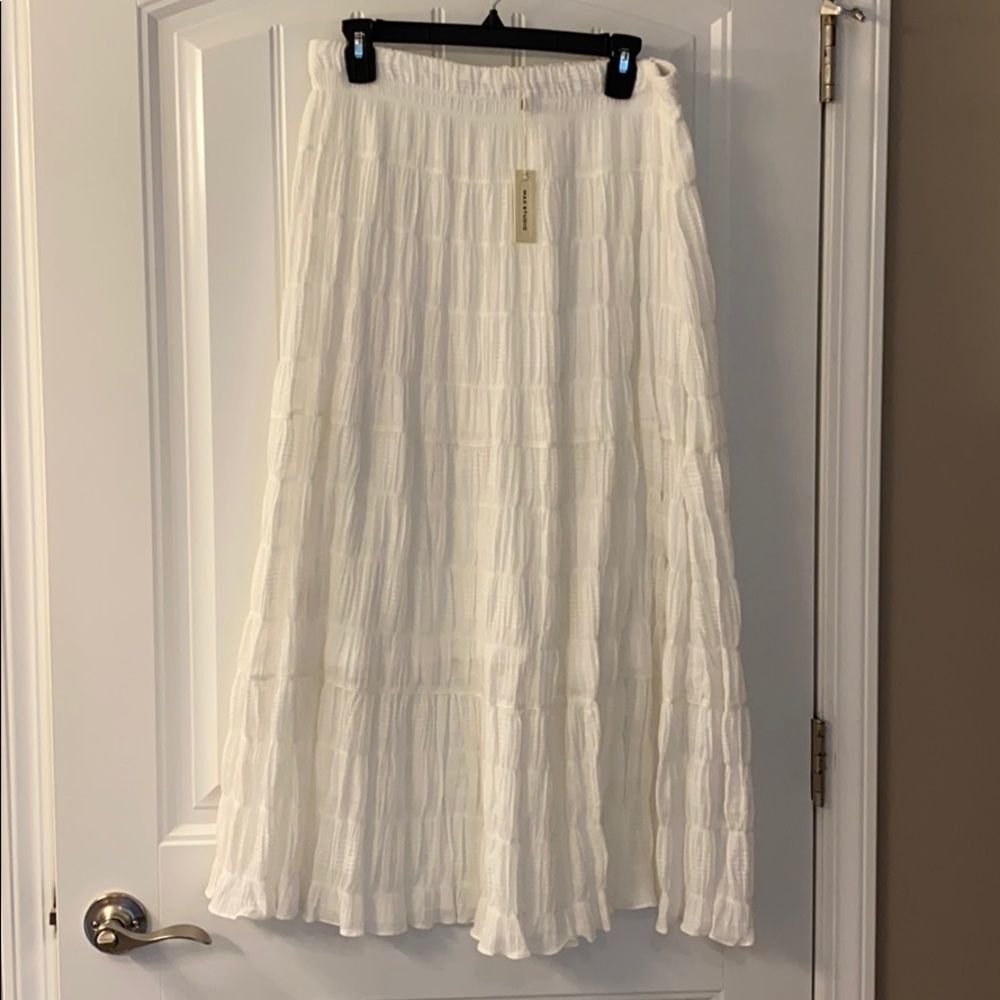 NWT White Long Max Studio Skirt